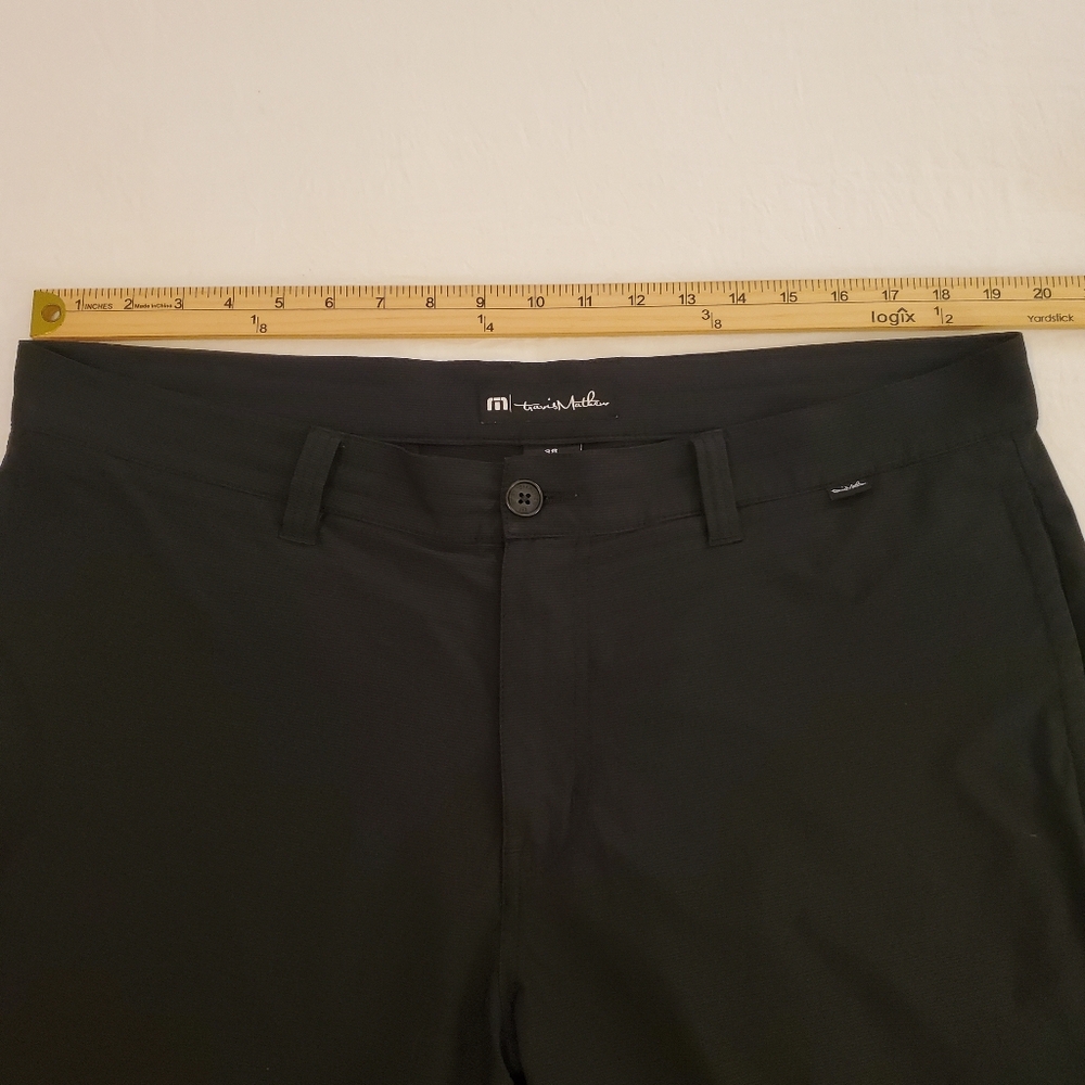TRAVIS MATHEW Beck Black Performance Golfing Outerwear Shorts Men's Size 38 - Picture 8 of 11